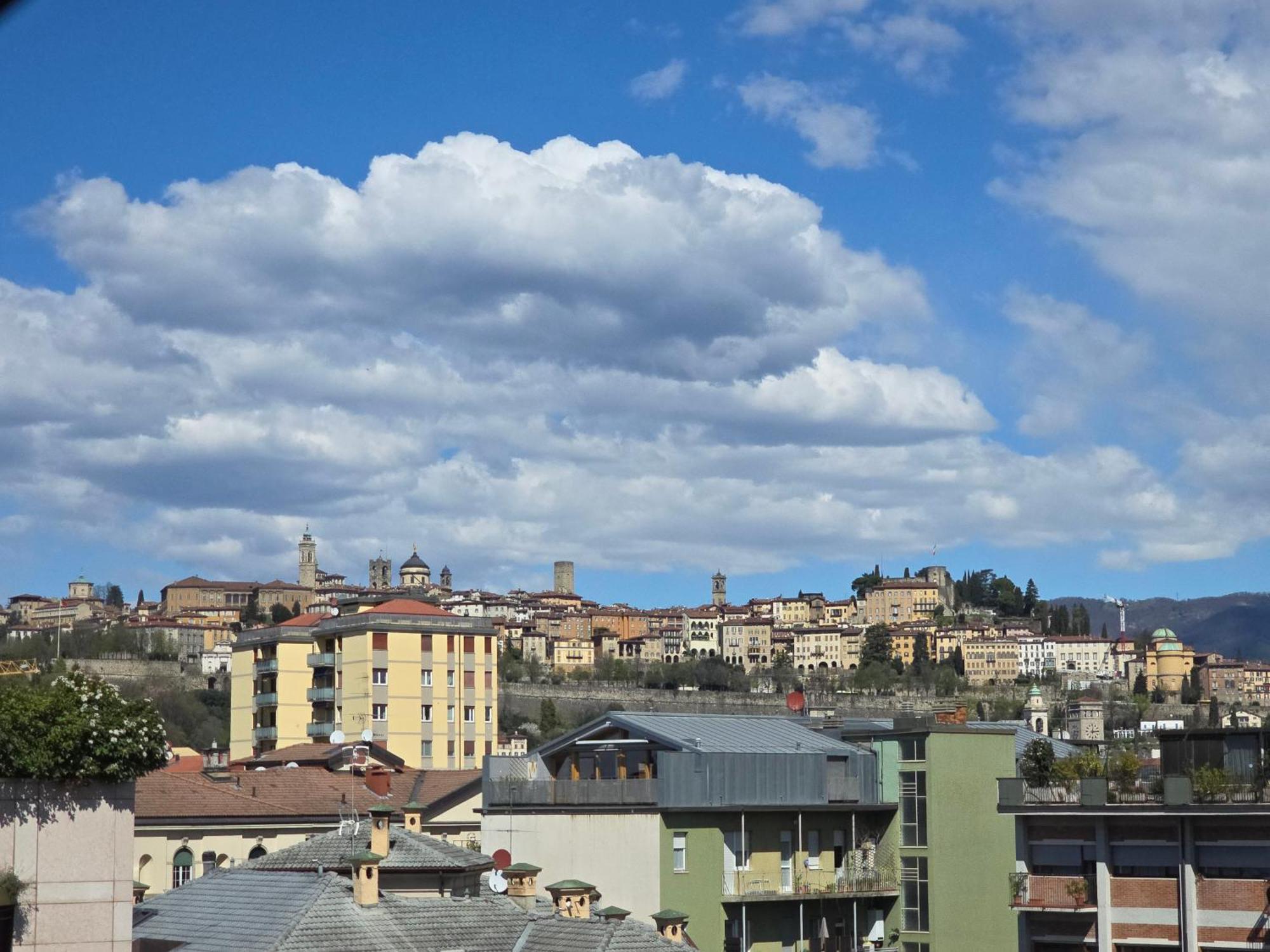 ホテル Made In Italy ベルガモ エクステリア 写真
